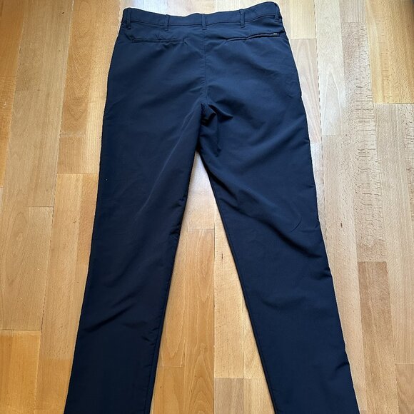 Banana Republic Flat Front pants - Lightweight 32x34, Black, Style 1557516 - Picture 4 of 8